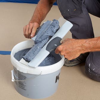 Värillinen laasti sotkee Värillinen laasti sotkee